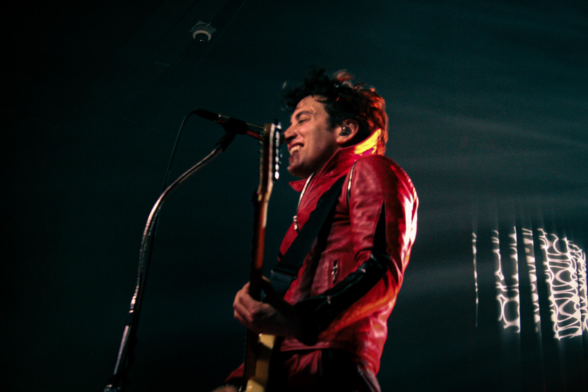 Des Rocs in Asheville, NC - April 1, 2023
